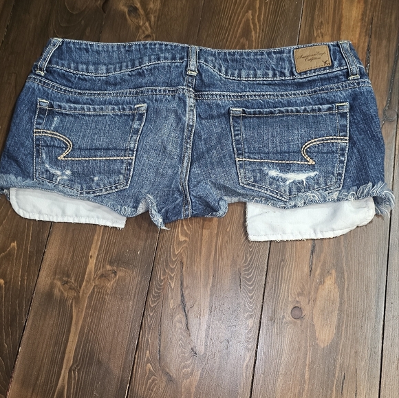 3/30.00. American eagle shorts - Picture 4 of 4